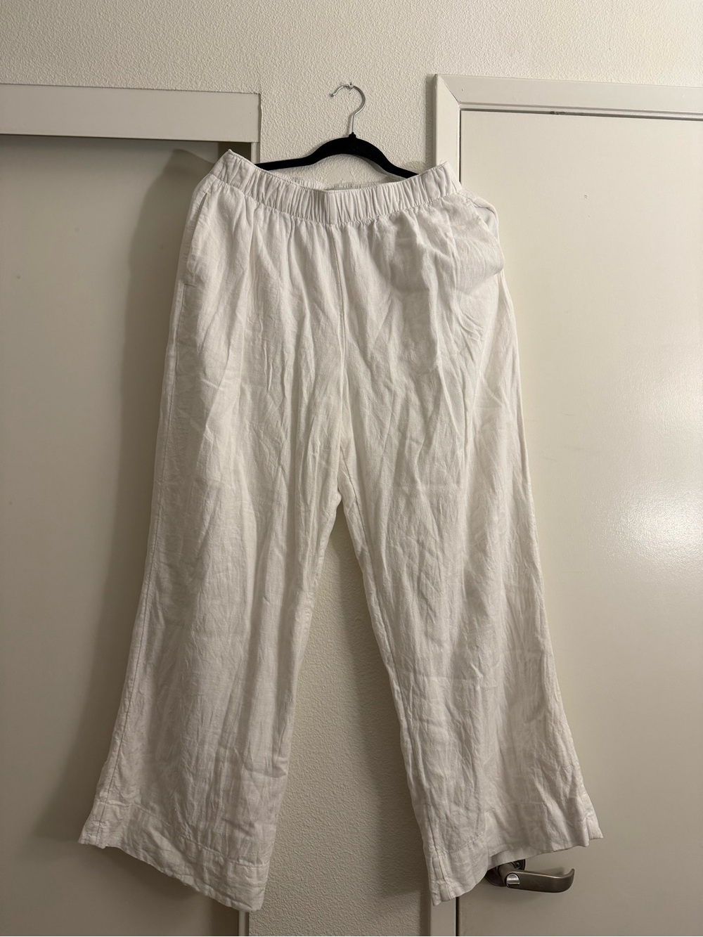 Abercrombie & Fitch Off-White Elastic Waist Pants